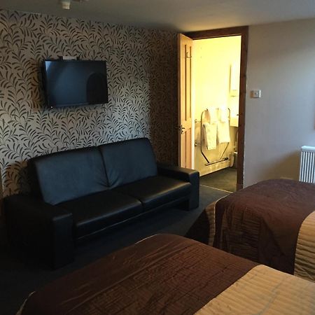 ลอดจ์ แอท ลอคไซด์ Bed & Breakfast Bridgend of Lintrathen ภายนอก รูปภาพ