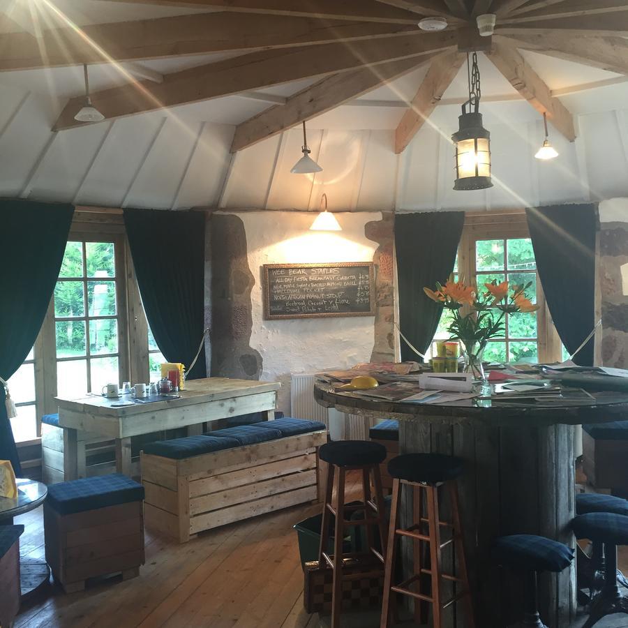 ลอดจ์ แอท ลอคไซด์ Bed & Breakfast Bridgend of Lintrathen ภายนอก รูปภาพ