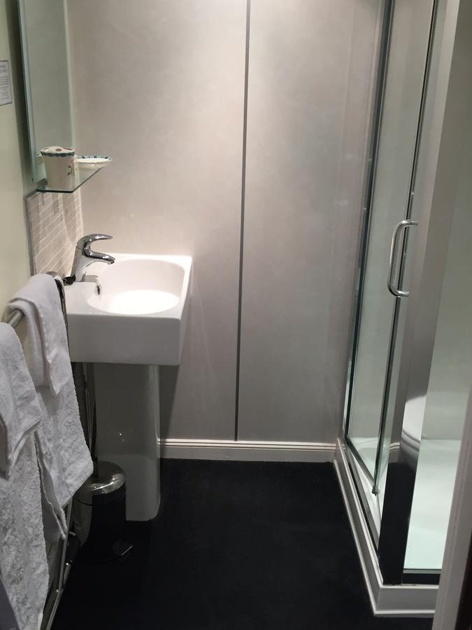 ลอดจ์ แอท ลอคไซด์ Bed & Breakfast Bridgend of Lintrathen ภายนอก รูปภาพ